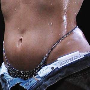 男生边摸🐻边亲cb
